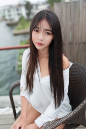 大哥哥你一个人吗在线观看